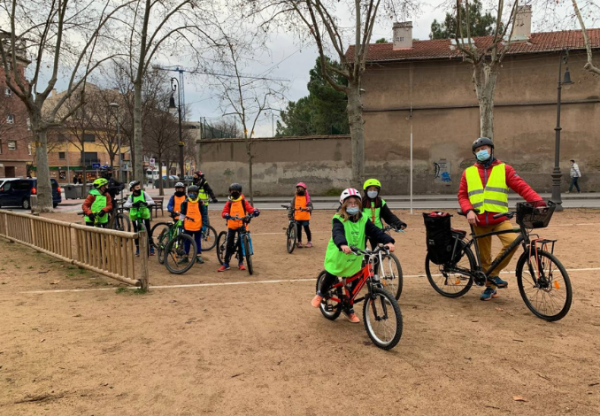 Imatge de capçalera de Bicibús: Omplim de bicis les escoles del país!